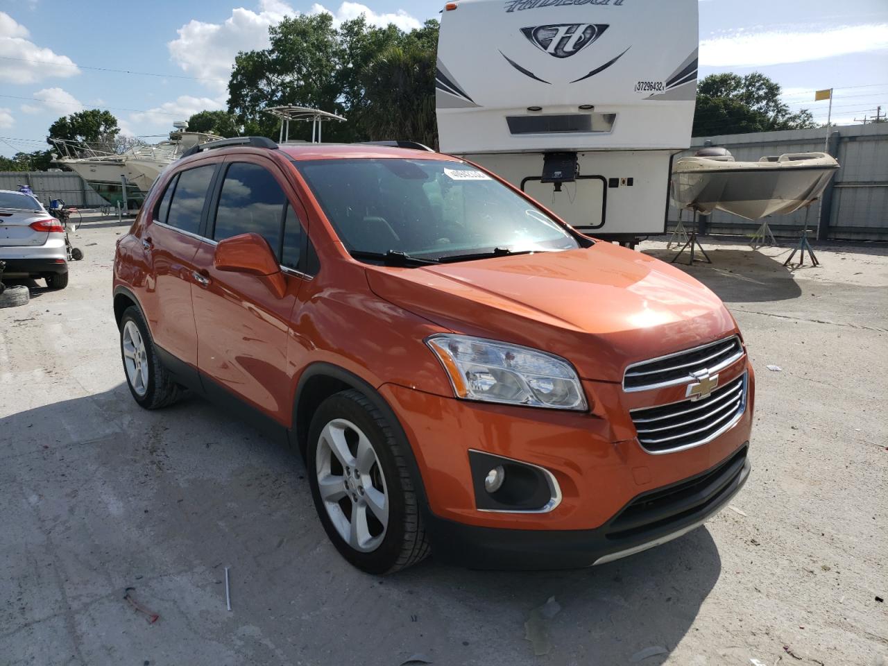 CHEVROLET TRAX LTZ 2015 with VIN KL7CJNSB5FB077737 - Photo from auction