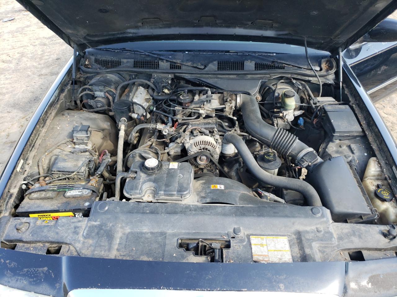 Photo 7 from auction – 2001 MERCURY GRAND MARQ with VIN 2MEFM75W51X651338