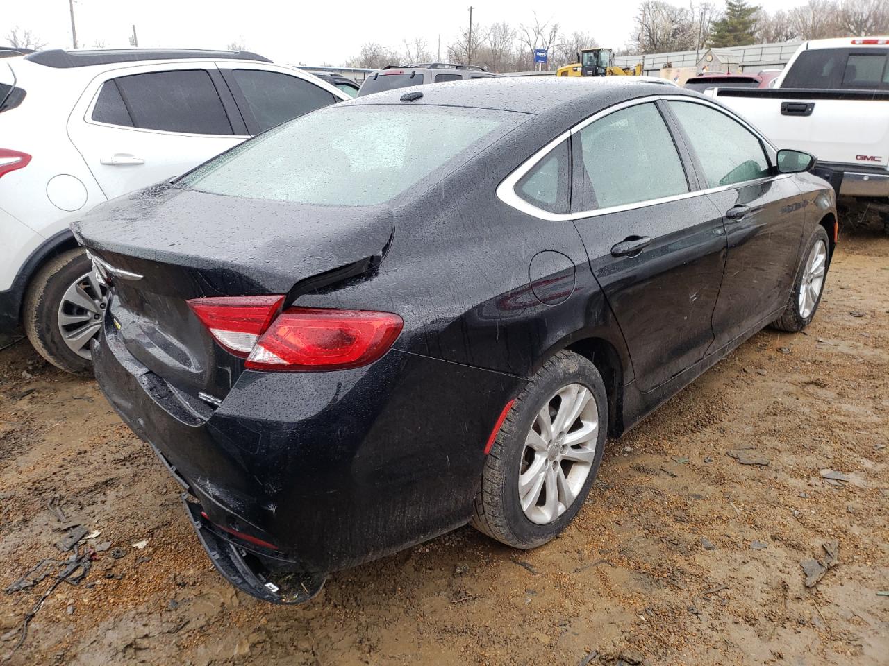 Photo 4 from auction – 2015 CHRYSLER 200 LIMITE with VIN 1C3CCCAB4FN602230