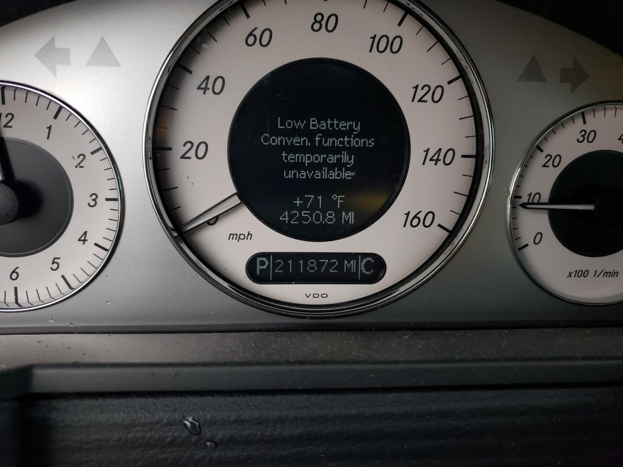 Photo 8 from auction – 2005 MERCEDES-BENZ E 500 with VIN WDBUF70J45A630184