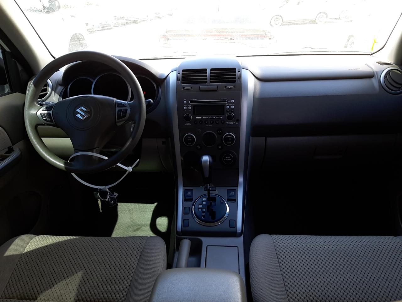Photo 9 from auction – 2011 SUZUKI GRAND VITA with VIN JS3TE0D2XB4101120