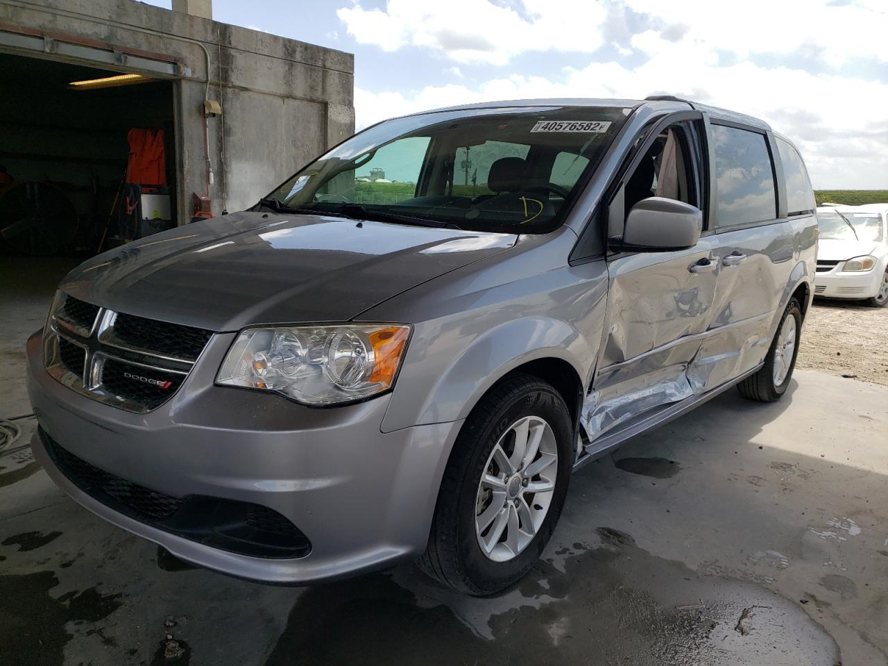 Photo 2 from auction – 2014 DODGE GRAND CARA with VIN 2C4RDGCG8ER349238