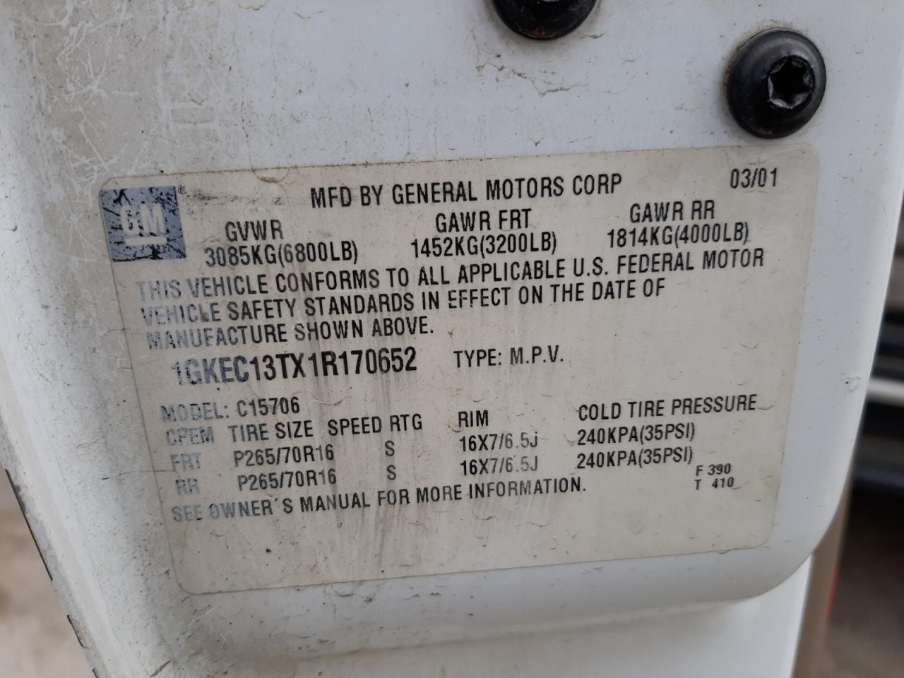 Photo 10 from auction – 2001 GMC YUKON with VIN 1GKEC13TX1R170652