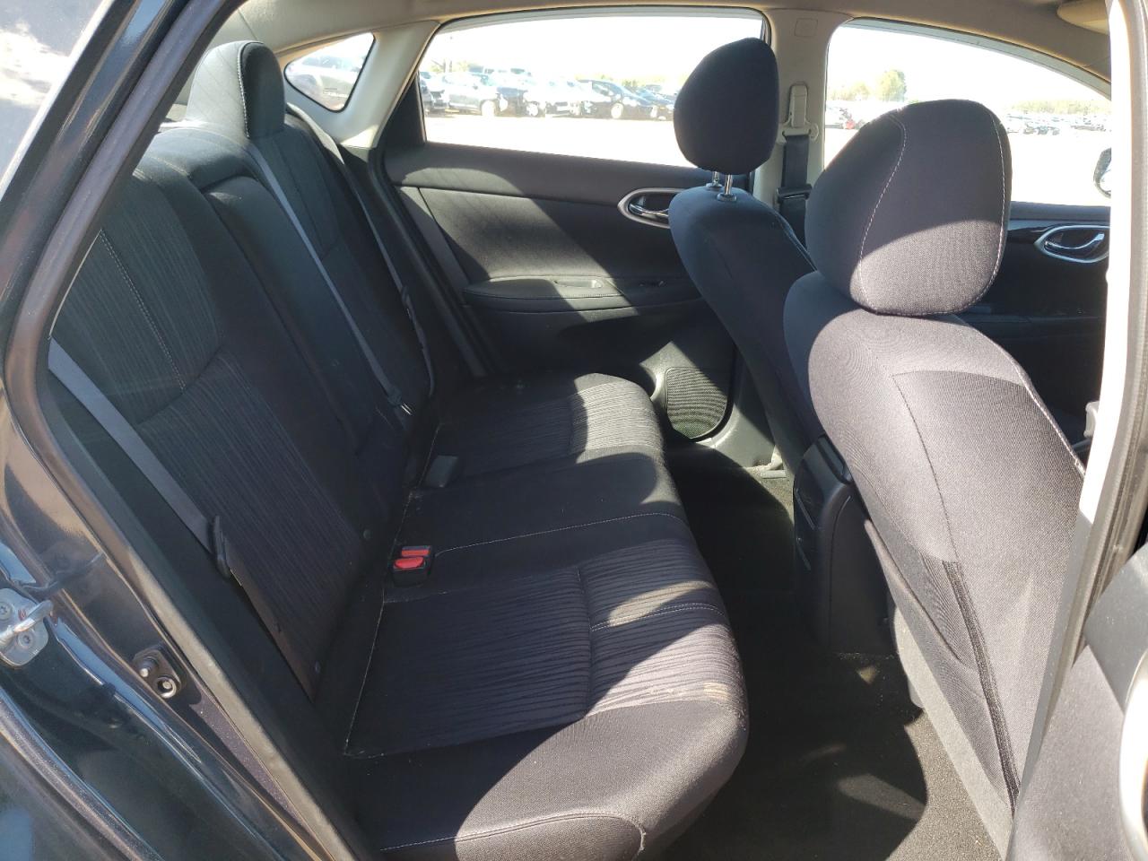 Photo 6 from auction – 2016 NISSAN SENTRA S with VIN 3N1AB7AP6GL683681