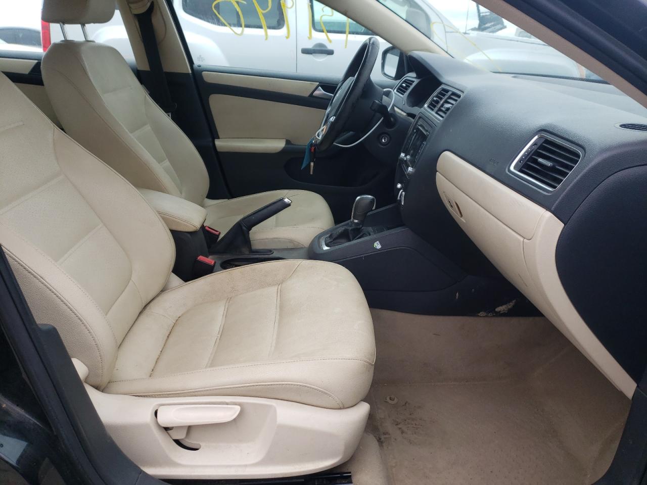 Photo 5 from auction – 2012 VOLKSWAGEN JETTA SE with VIN 3VWDP7AJ6CM394941