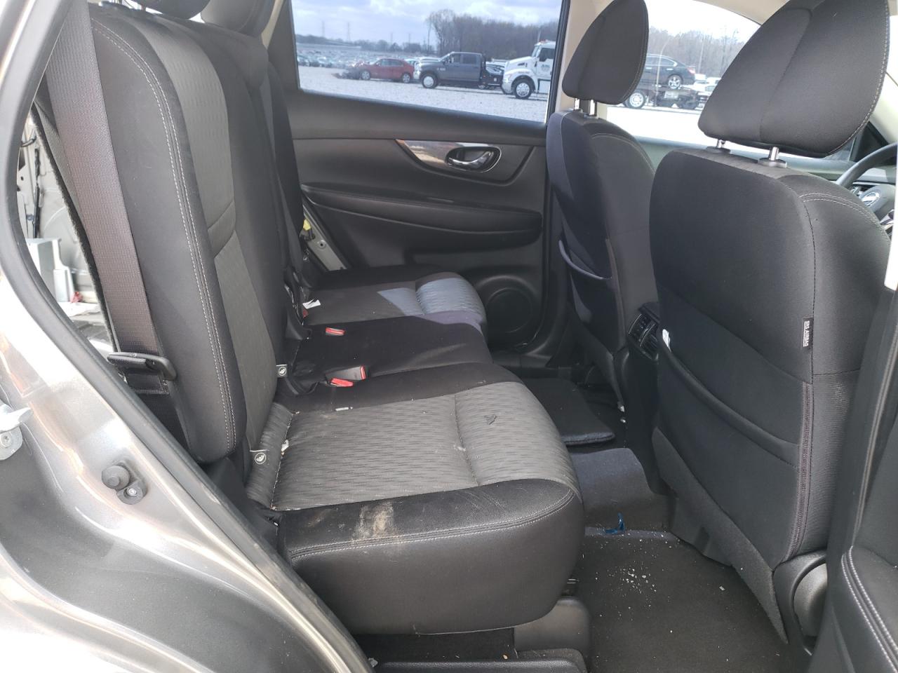 Photo 6 from auction – 2017 NISSAN ROGUE S with VIN JN8AT2MV2HW024004