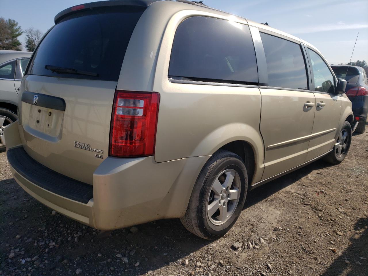 Photo 4 from auction – 2010 DODGE GRAND CARA with VIN 2D4RN3D17AR335814