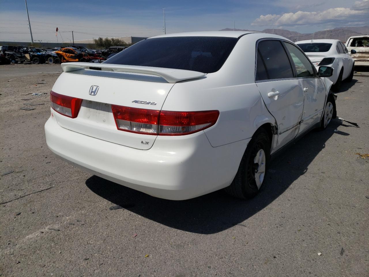 Photo 4 from auction – 2004 HONDA ACCORD LX with VIN JHMCM56394C020024