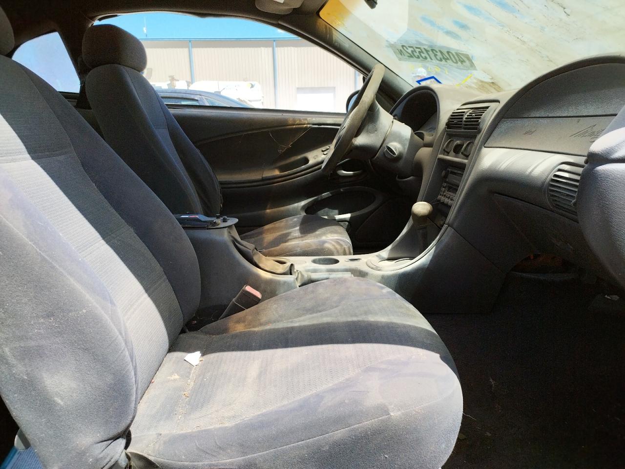 Photo 5 from auction – 2002 FORD MUSTANG with VIN 1FAFP40462F192319