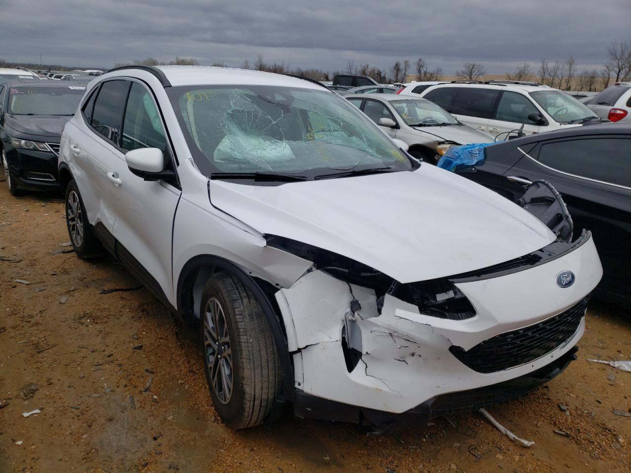 FORD ESCAPE SEL 2020 with VIN 1FMCU0H63LUA33061 - Photo from auction