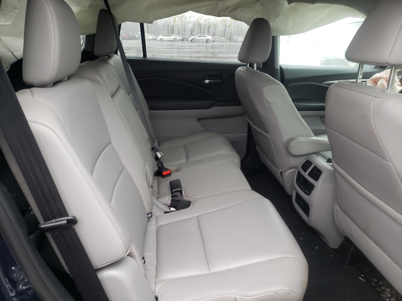 Photo 6 from auction – 2016 HONDA PILOT EXLN with VIN 5FNYF6H73GB009082