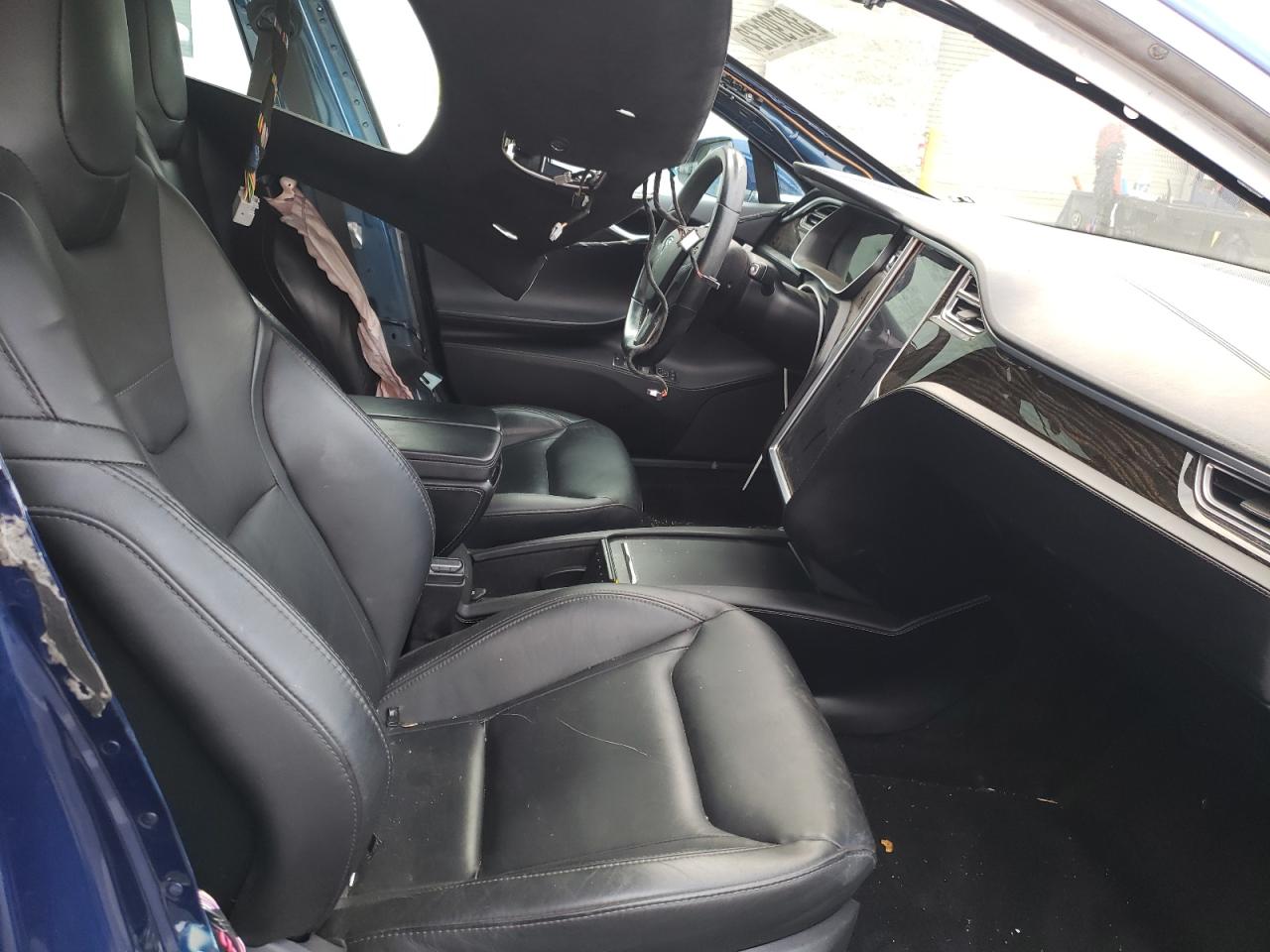 Photo 5 from auction – 2016 TSMR MODEL S with VIN 5YJSA1E1XGF152845