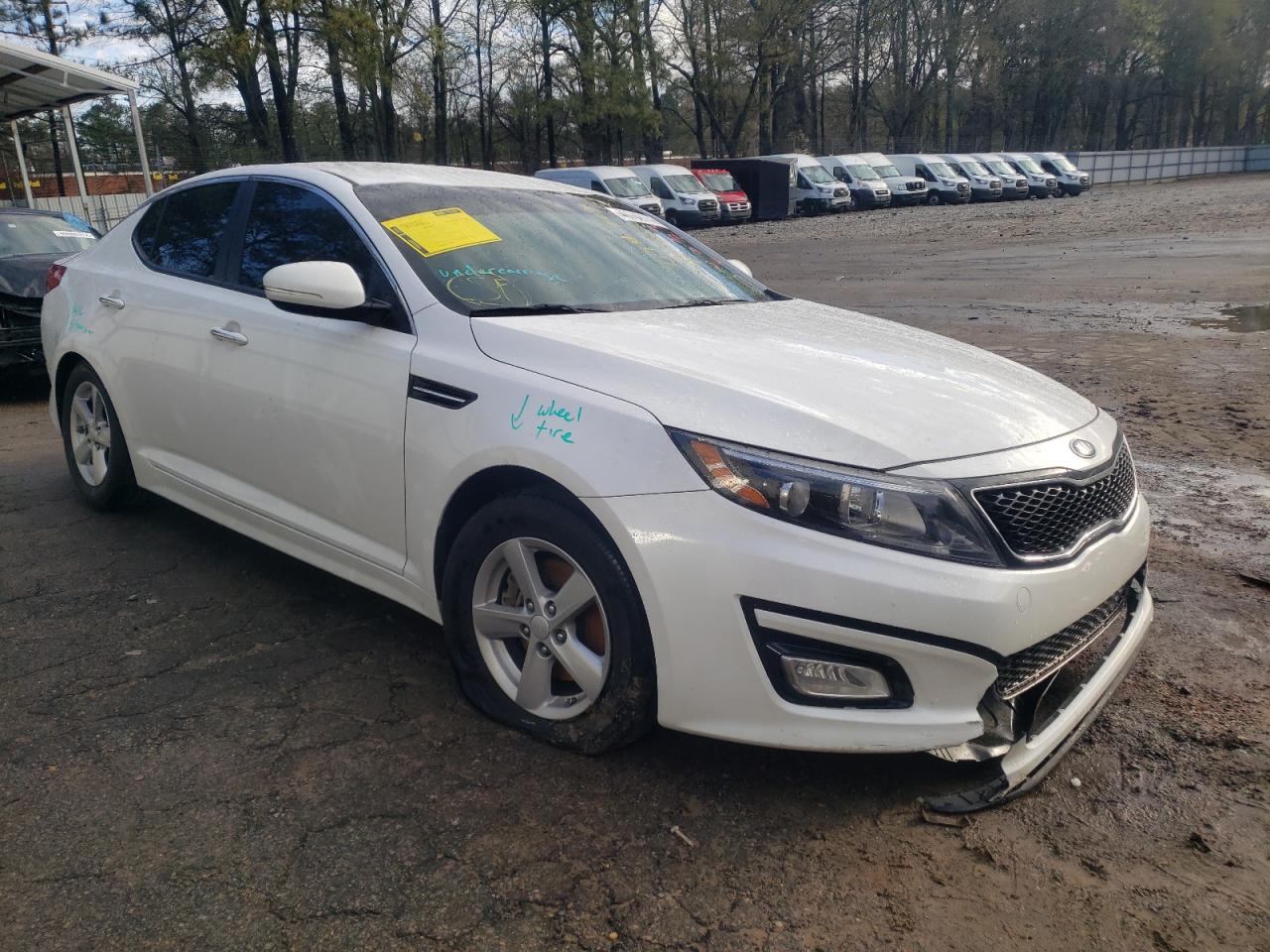 KIA OPTIMA LX 2015 with VIN KNAGM4A72F5649135 - Photo from auction