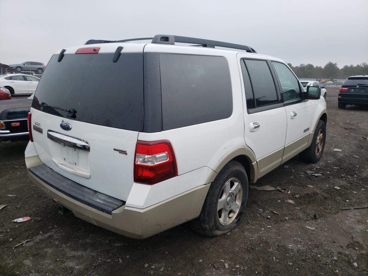 Photo 4 from auction – 2007 FORD EXPEDITION with VIN 1FMFU18527LA11915