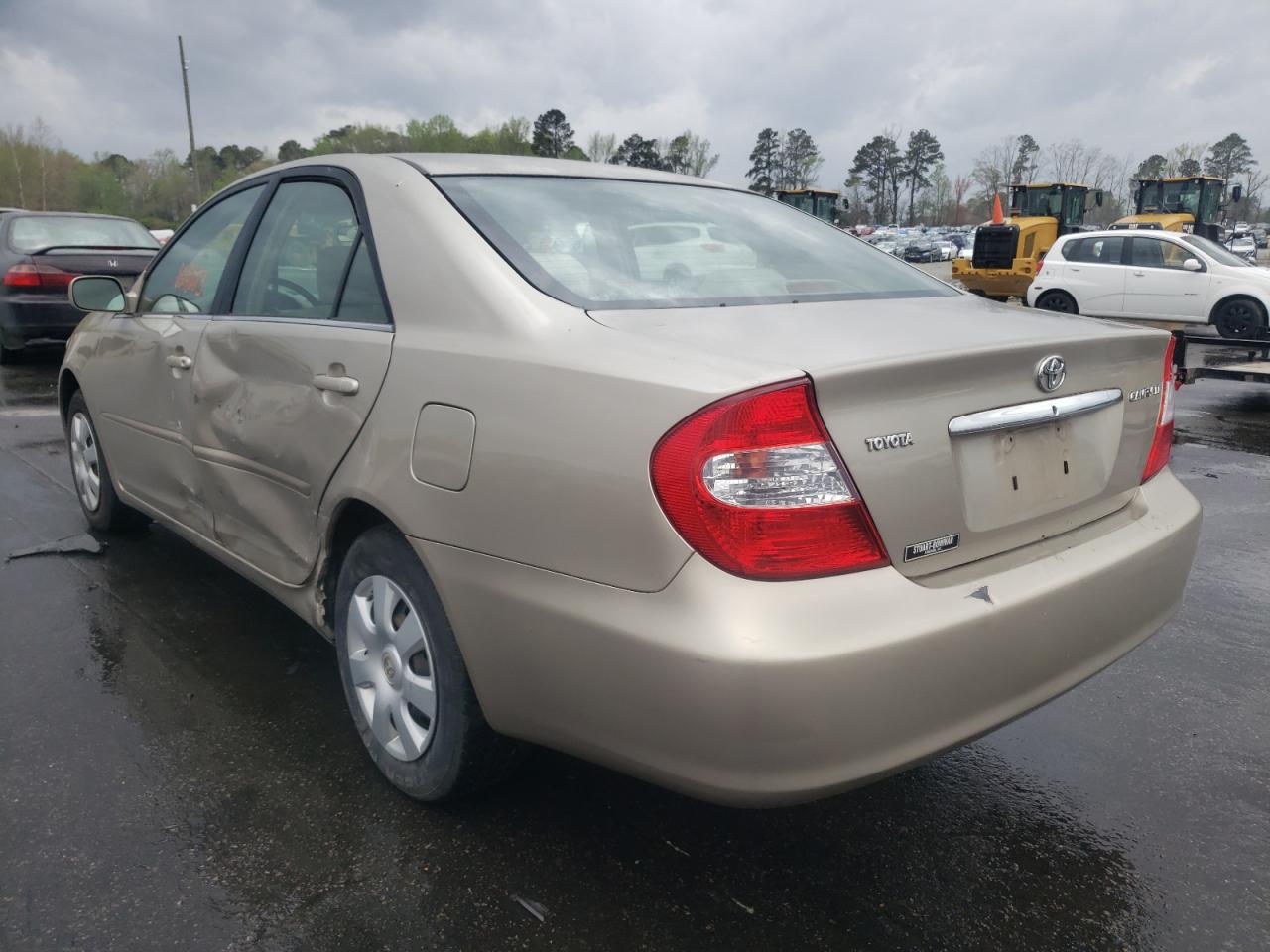 Photo 3 from auction – 2003 TOYOTA CAMRY LE with VIN 4T1BE32K13U732530