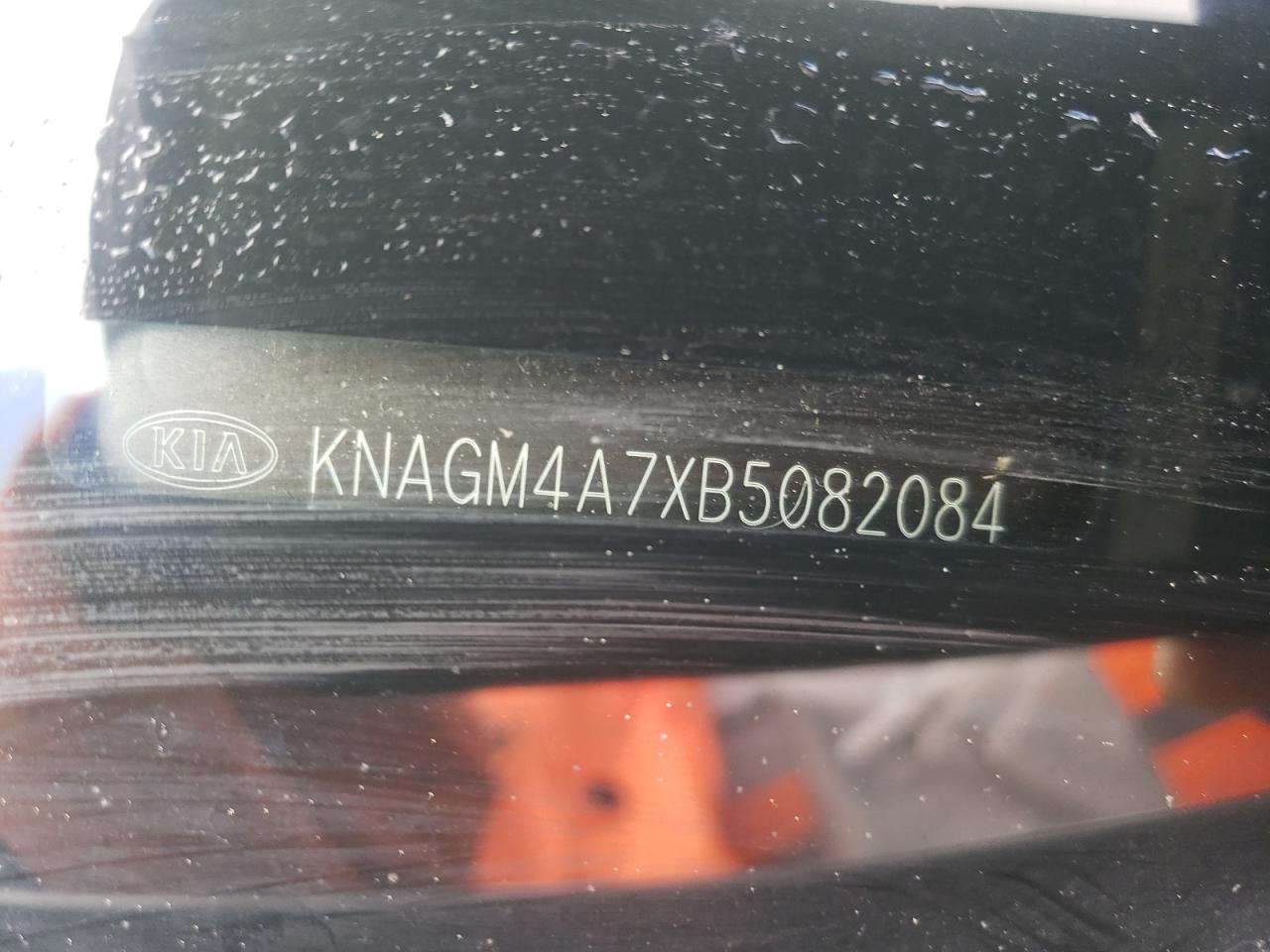 Photo 10 from auction – 2011 KIA OPTIMA LX with VIN KNAGM4A7XB5082084
