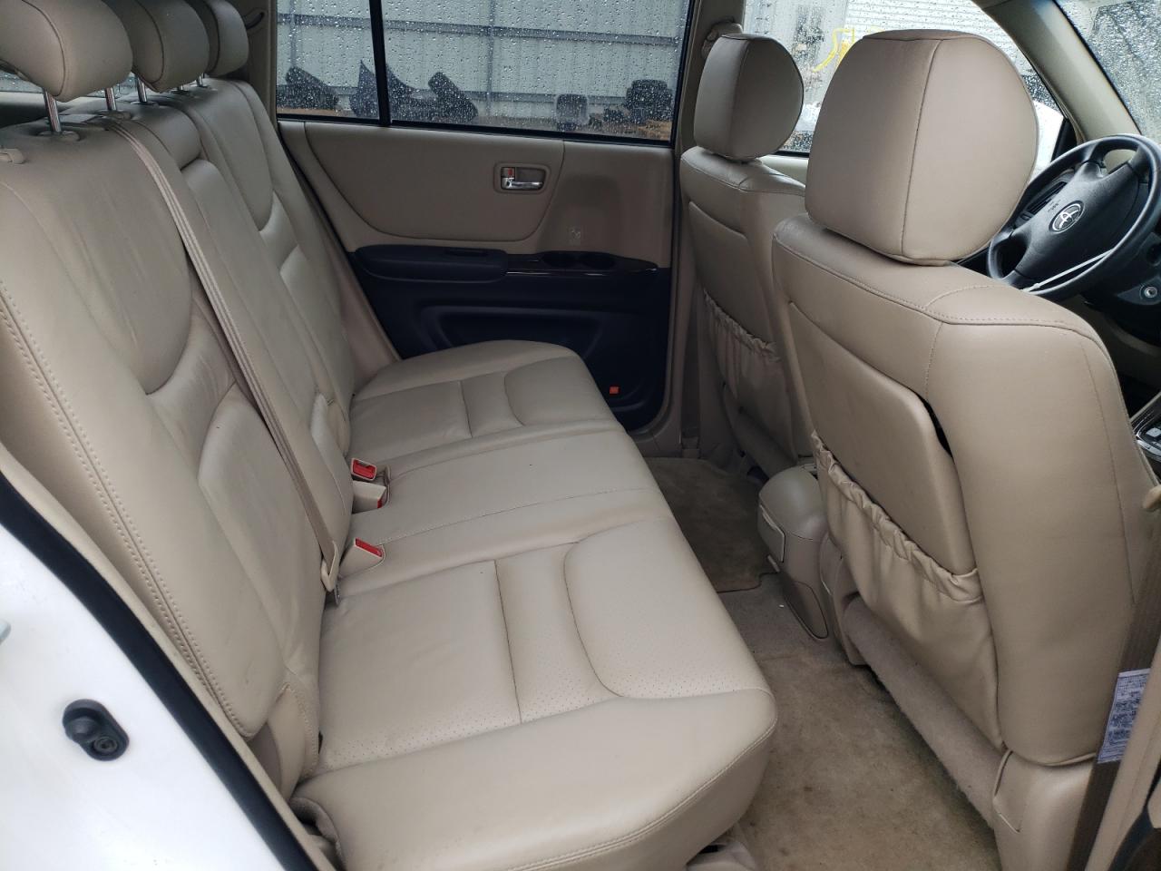 Photo 6 from auction – 2003 TOYOTA HIGHLANDER with VIN JTEGF21A630112947