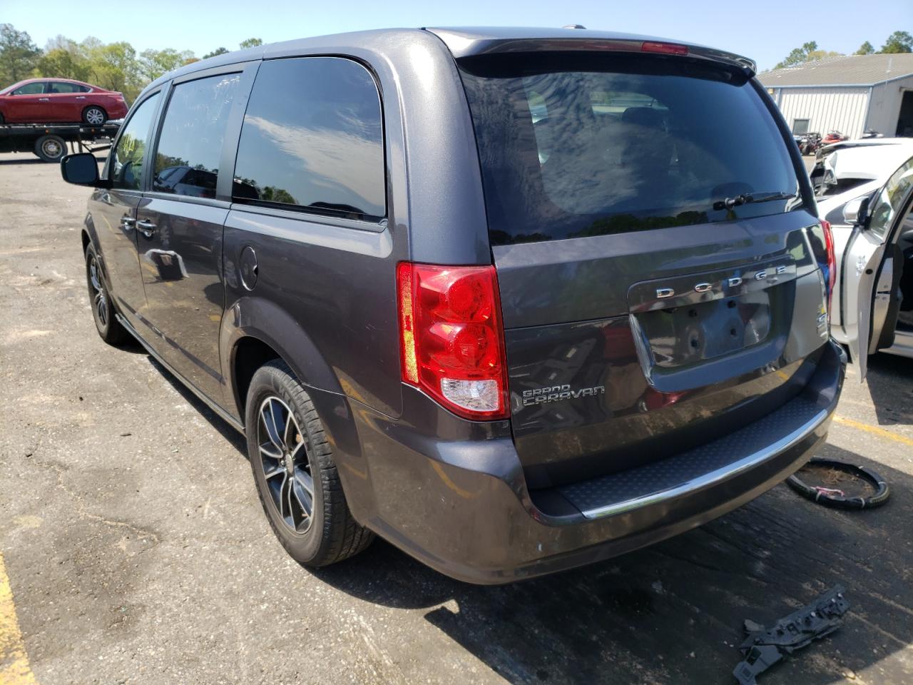 Photo 3 from auction – 2019 DODGE GRAND CARA with VIN 2C4RDGEG4KR646001