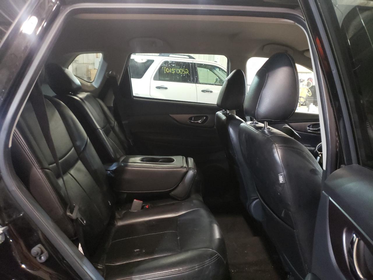 Photo 6 from auction – 2015 NISSAN ROGUE S with VIN KNMAT2MV6FP571103