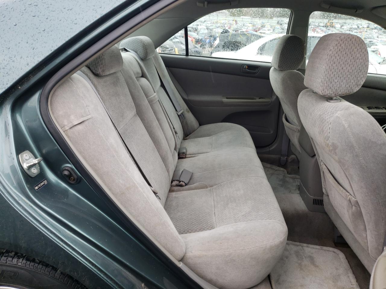 Photo 6 from auction – 2004 TOYOTA CAMRY LE with VIN 4T1BE32K84U377938