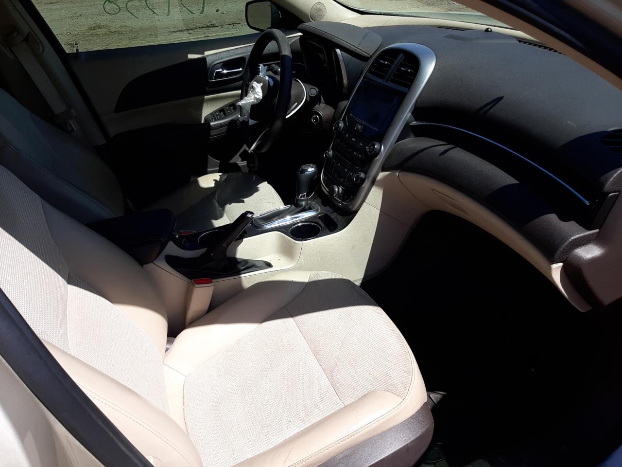 Photo 5 from auction – 2015 CHEVROLET MALIBU 1LT with VIN 1G11C5SL8FF248415