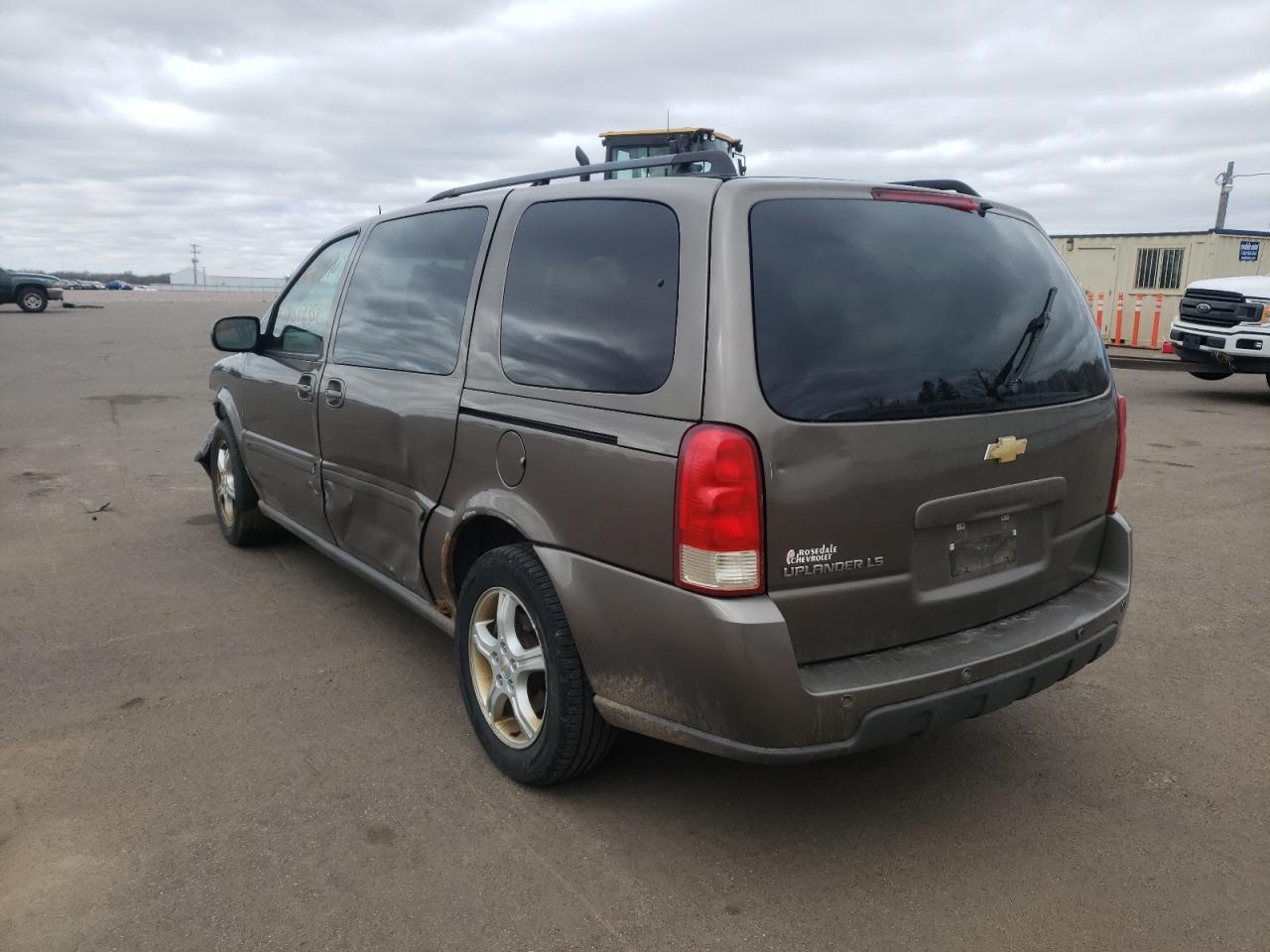 Photo 3 from auction – 2005 CHEVROLET UPLANDER L with VIN 1GNDV23LX5D203943