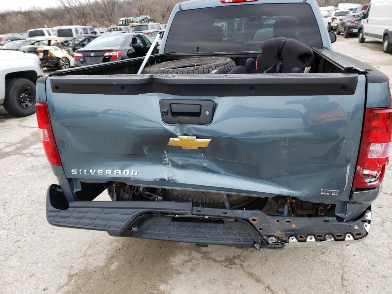 Photo 9 from auction – 2013 CHEVROLET SILVERADO with VIN 3GCPKTE74DG330127