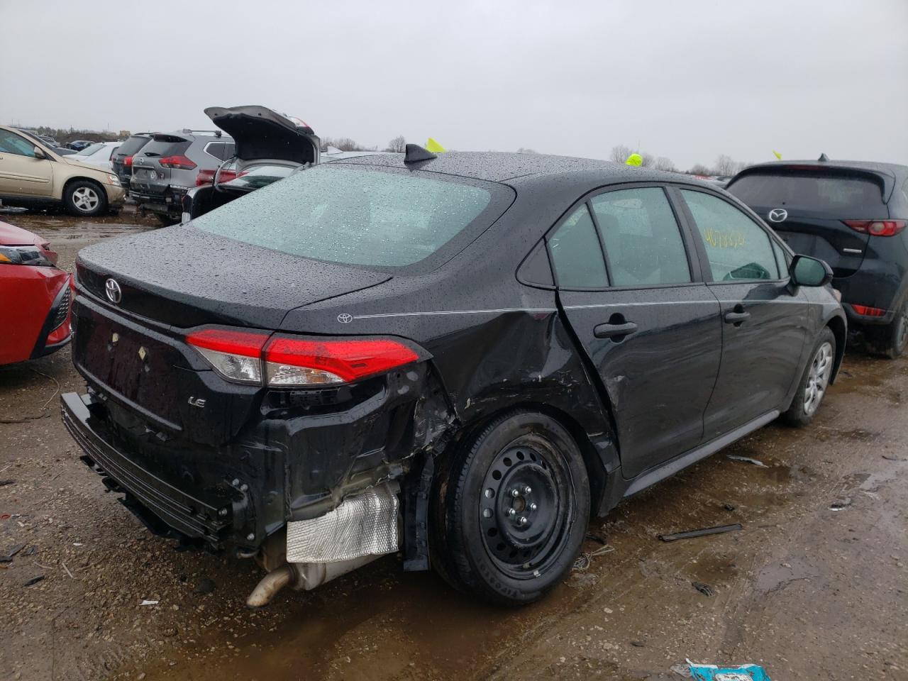 Photo 4 from auction – 2021 TOYOTA COROLLA LE with VIN 5YFEPMAE1MP266657