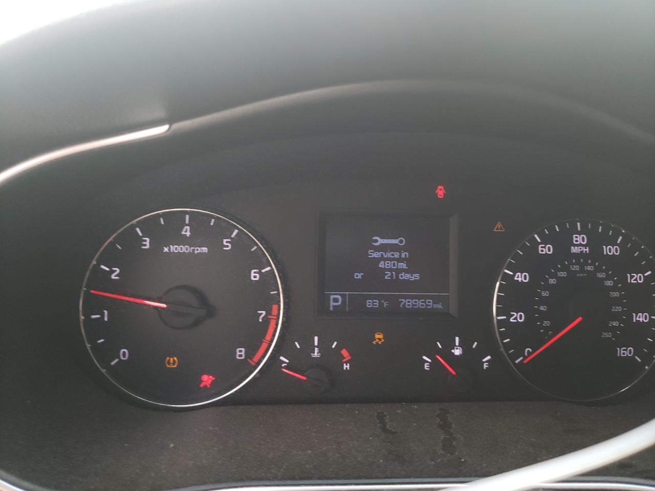 Photo 8 from auction – 2014 KIA CADENZA PR with VIN KNALN4D72E5166878
