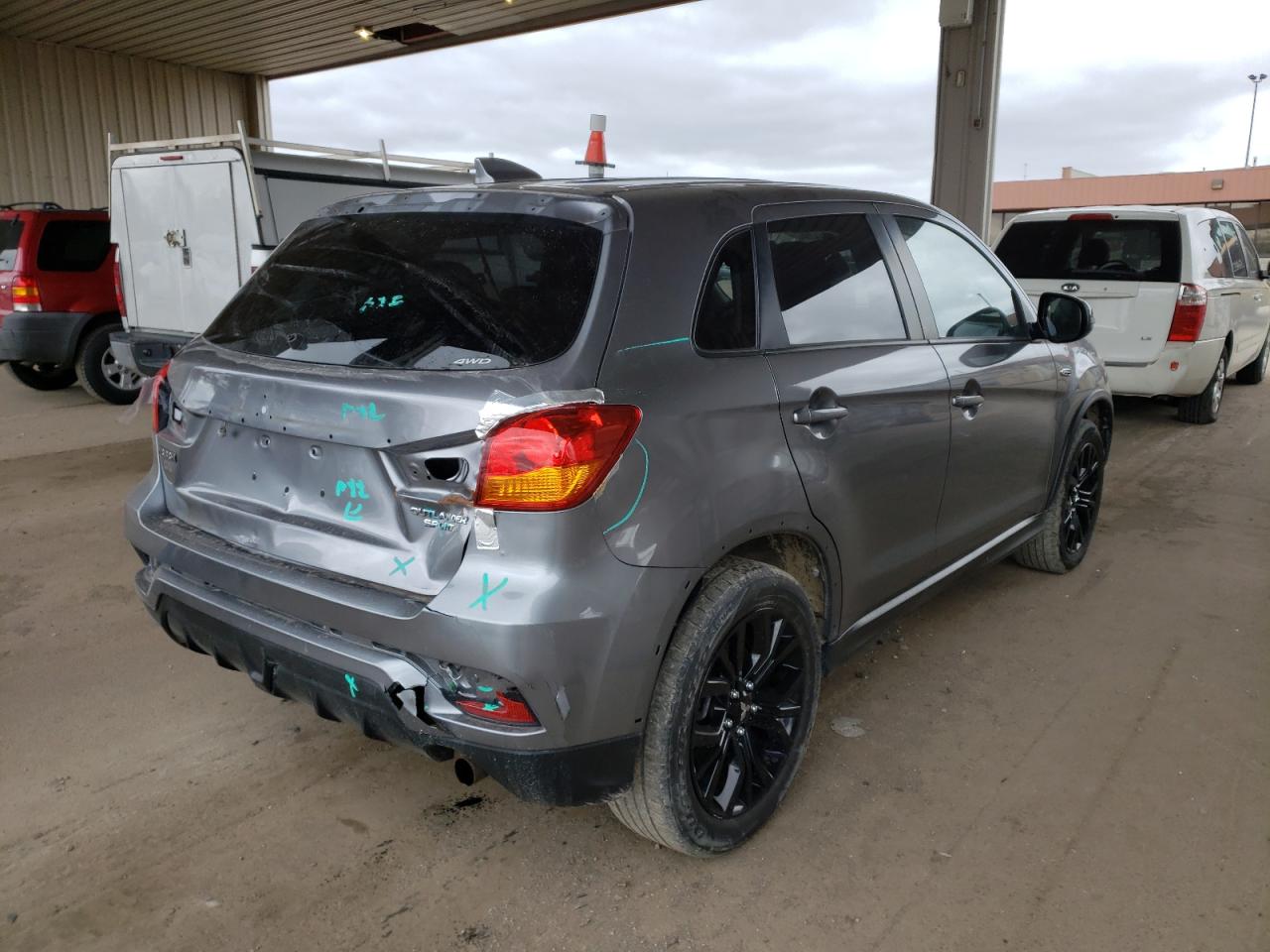 Photo 4 from auction – 2019 MITSUBISHI OUTLANDER with VIN JA4AR3AU4KU025339