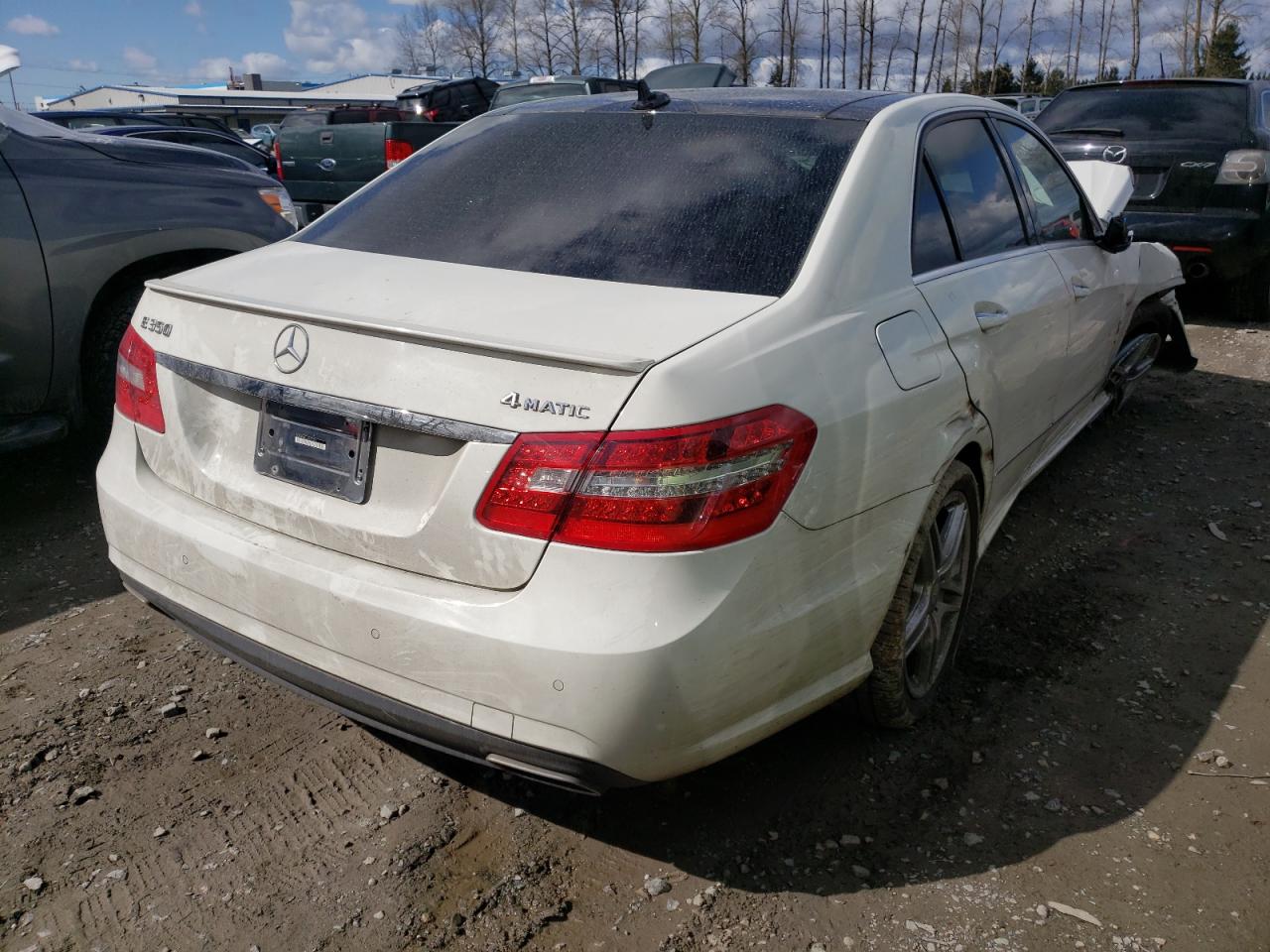 Photo 4 from auction – 2012 MERCEDES-BENZ E 350 4MAT with VIN WDDHF8JB1CA572733