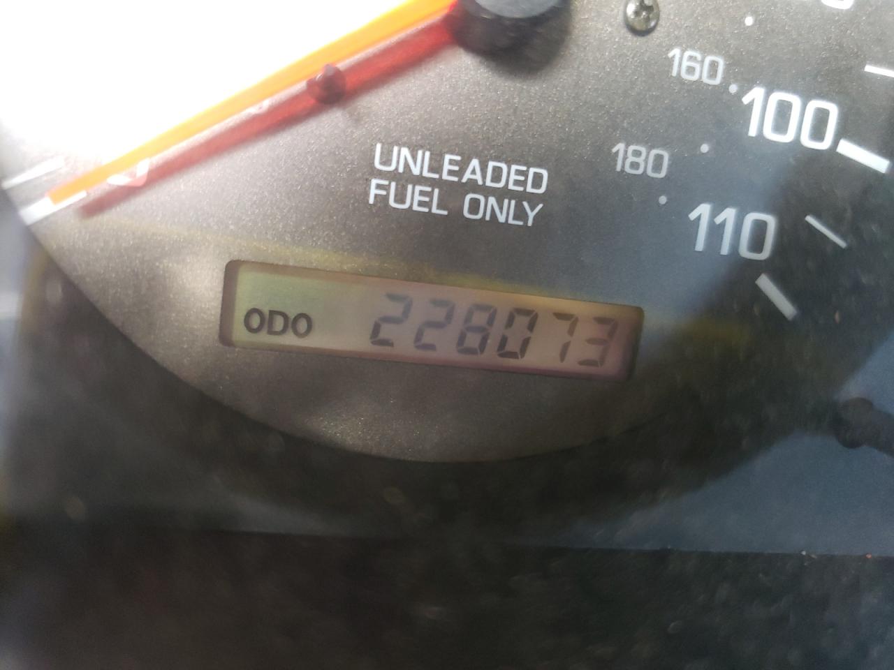 Photo 8 from auction – 2000 NISSAN FRONTIER C with VIN 1N6ED27T4YC360174