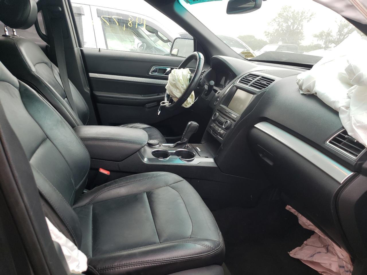 Photo 14 from auction – 2016 FORD EXPLORER X with VIN 1FM5K8D80GGB97781