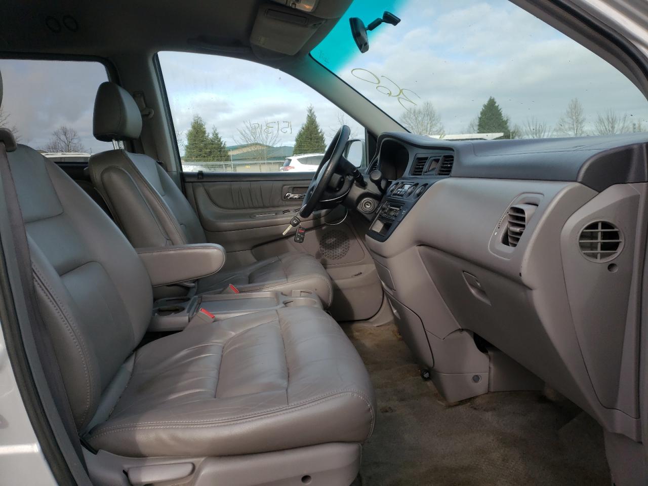 Photo 5 from auction – 2003 HONDA ODYSSEY EX with VIN 5FNRL189X3B137072