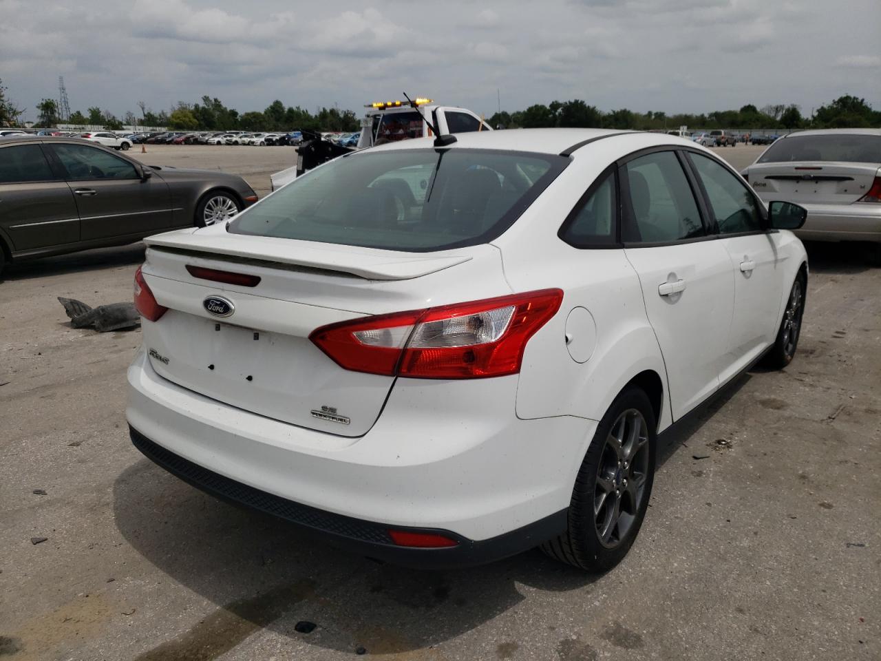 Photo 4 from auction – 2013 FORD FOCUS SE with VIN 1FADP3F22DL308885