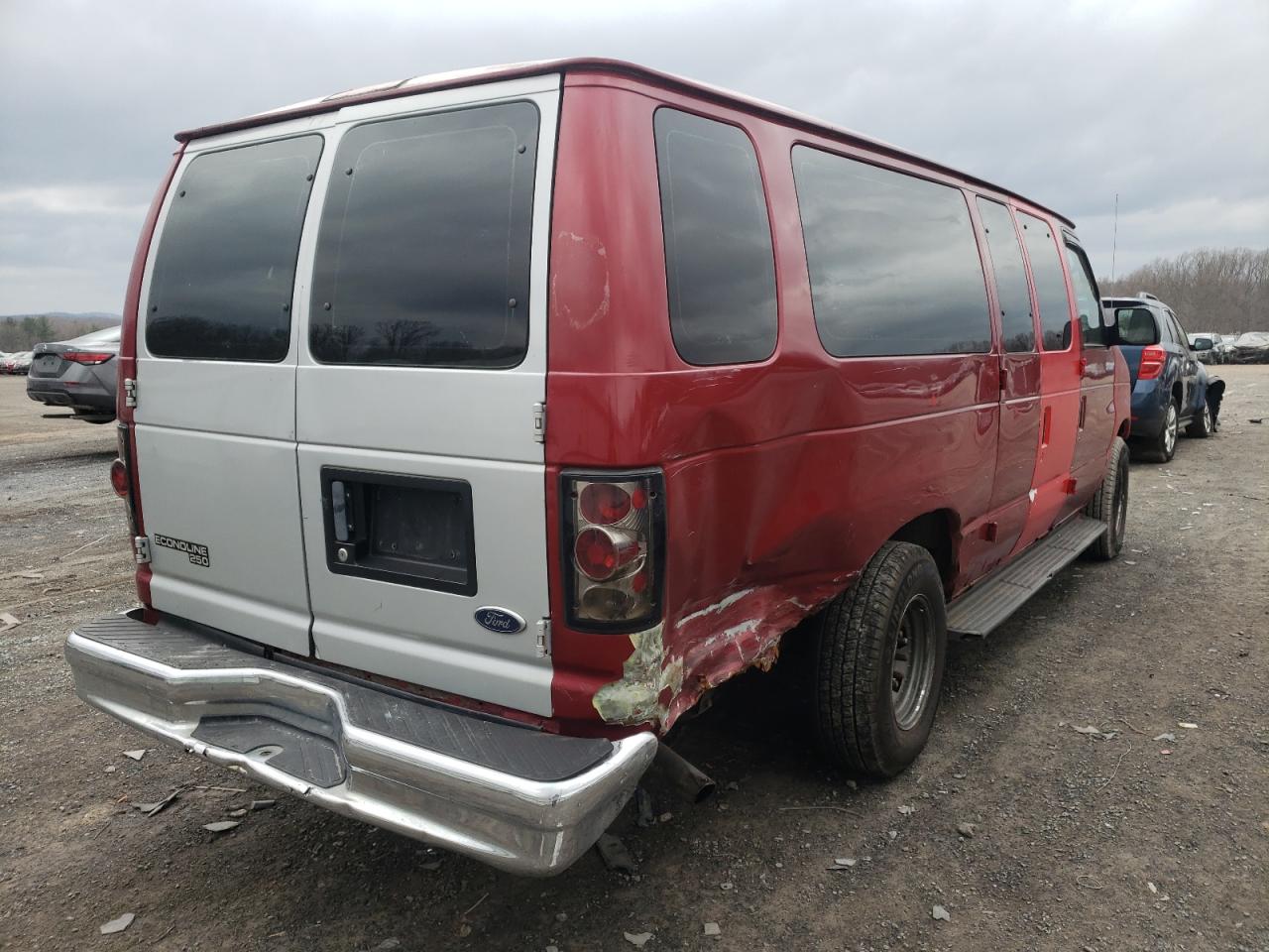 Фото 4 с аукциона – 2002 FORD ECONOLINE с VIN 1FBSS31L82HB35426
