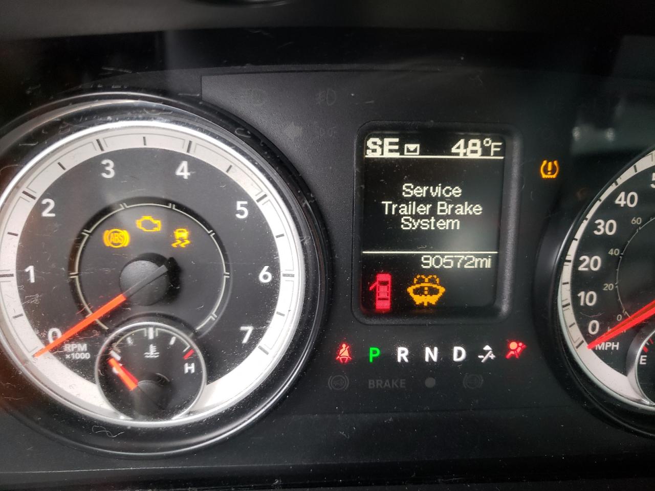 Photo 8 from auction – 2016 RAM 1500 ST with VIN 1C6RR7FT5GS296680