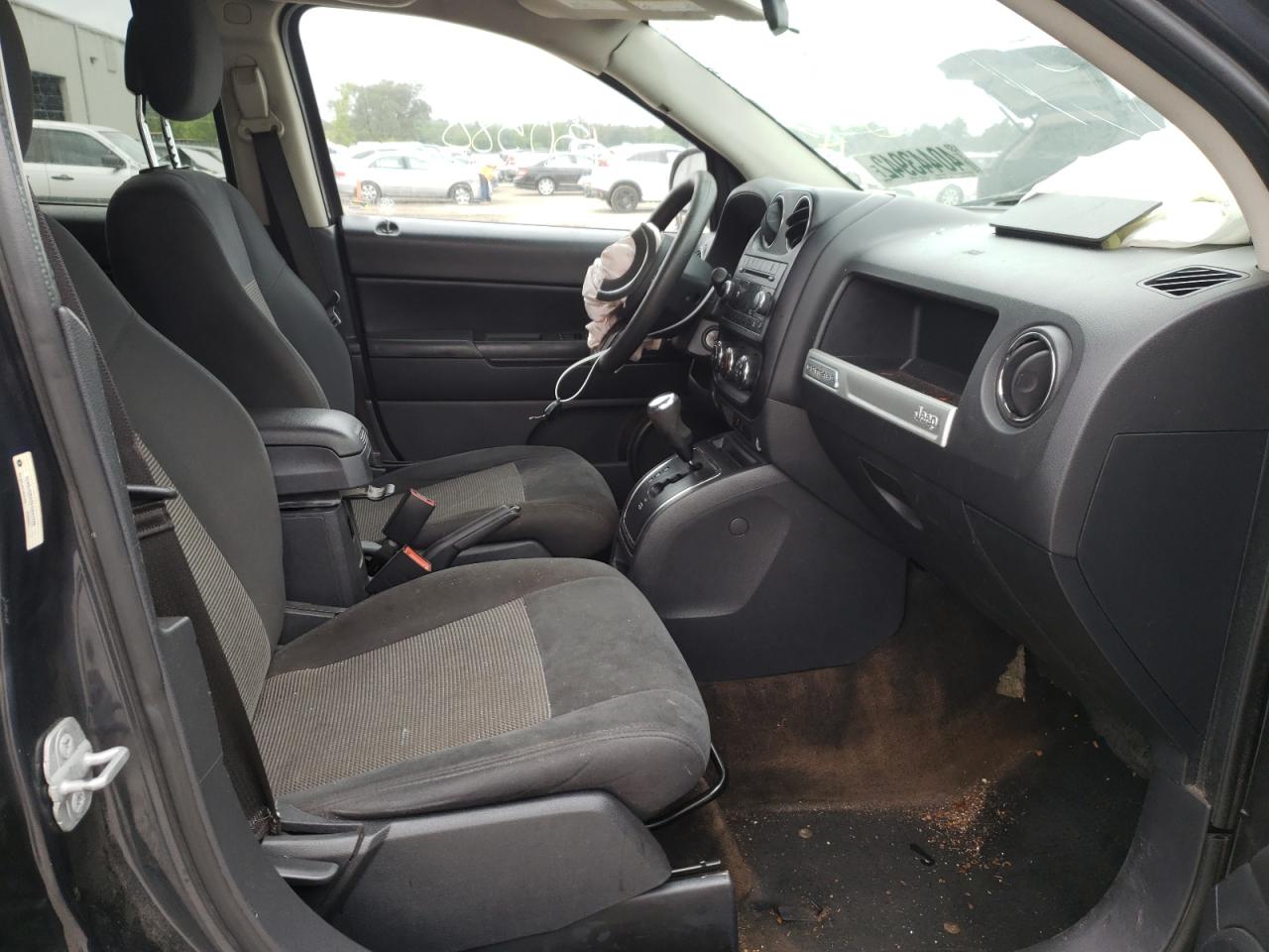Photo 5 from auction – 2014 JEEP COMPASS SP with VIN 1C4NJCBA2ED843708