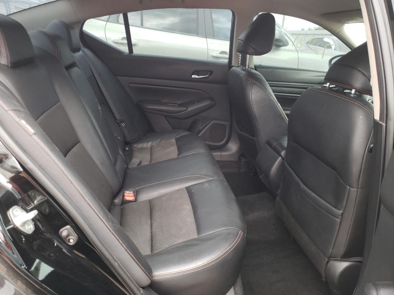Photo 6 from auction – 2019 NISSAN ALTIMA SR with VIN 1N4BL4CV7KN313119