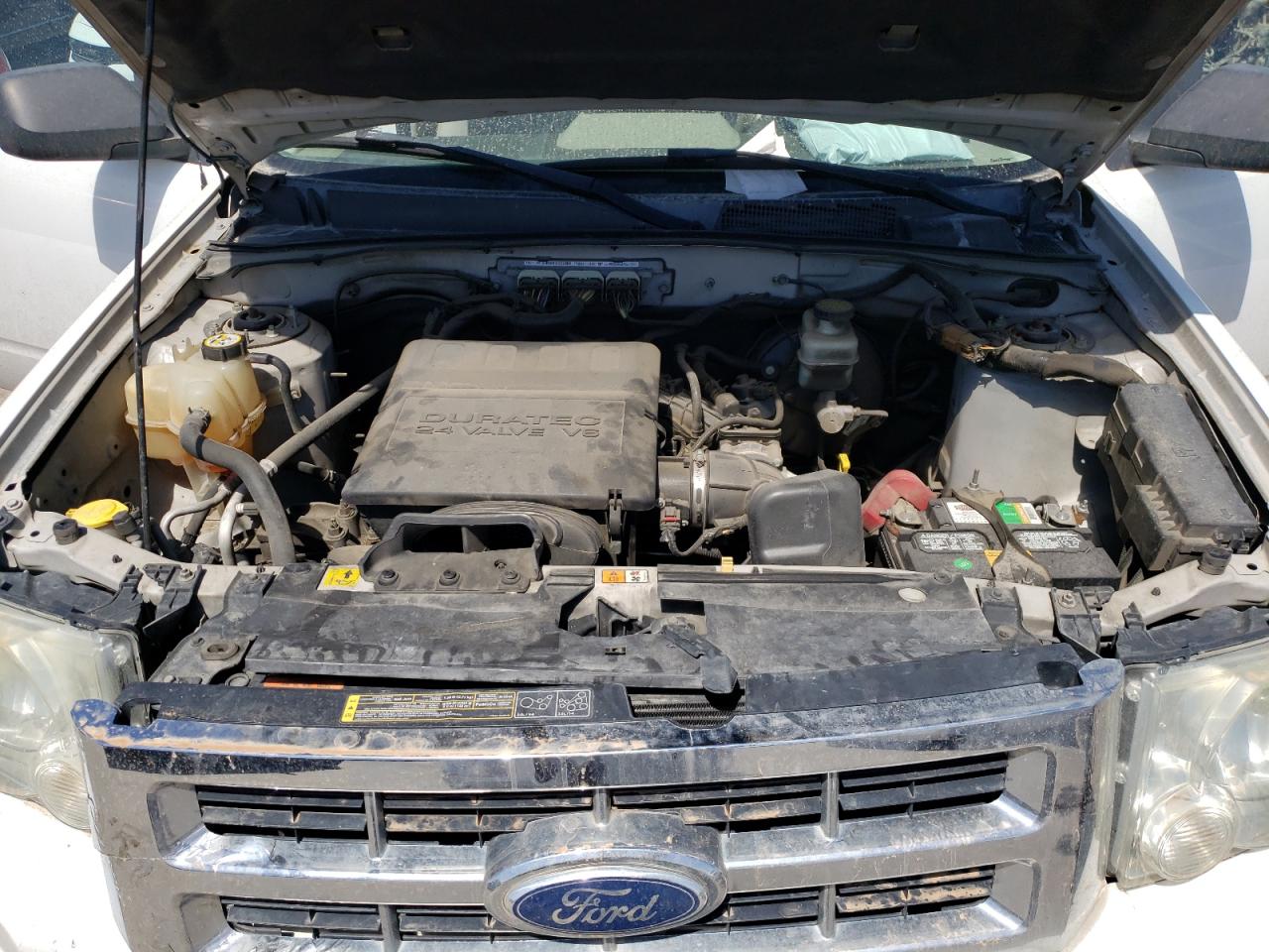 Photo 7 from auction – 2011 FORD ESCAPE XLT with VIN 1FMCU0DG0BKB99854