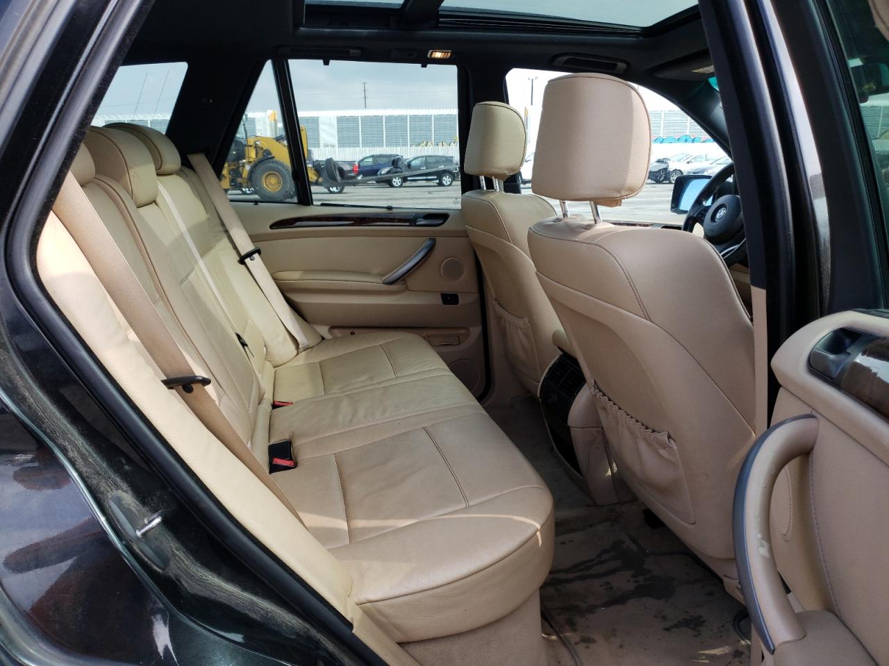 Фото 6 с аукциона – 2004 BMW X5 3.0I с VIN 5UXFA13524LU40549