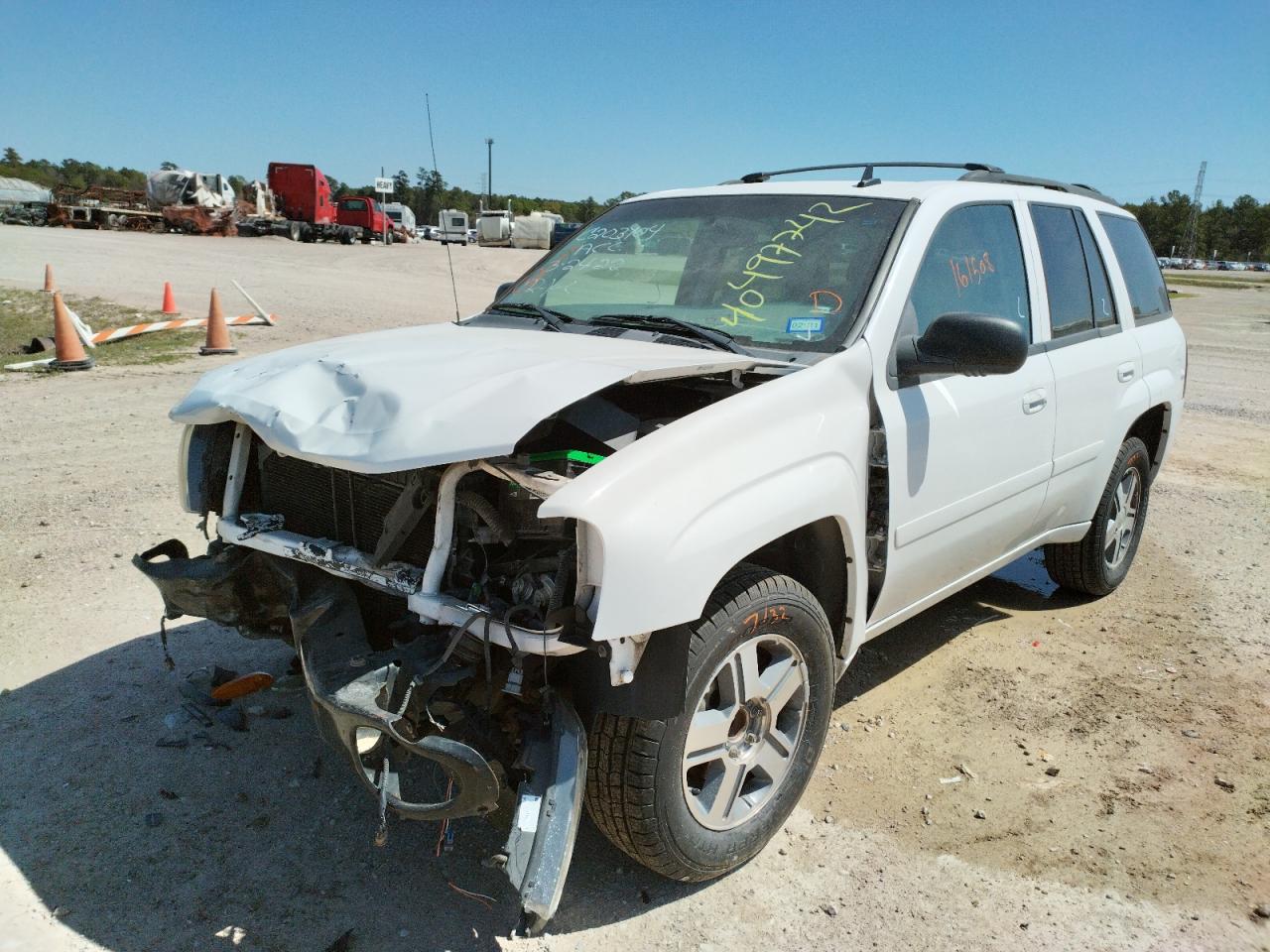 Photo 2 from auction – 2008 CHEVROLET TRAILBLAZE with VIN 1GNDS13S282215448