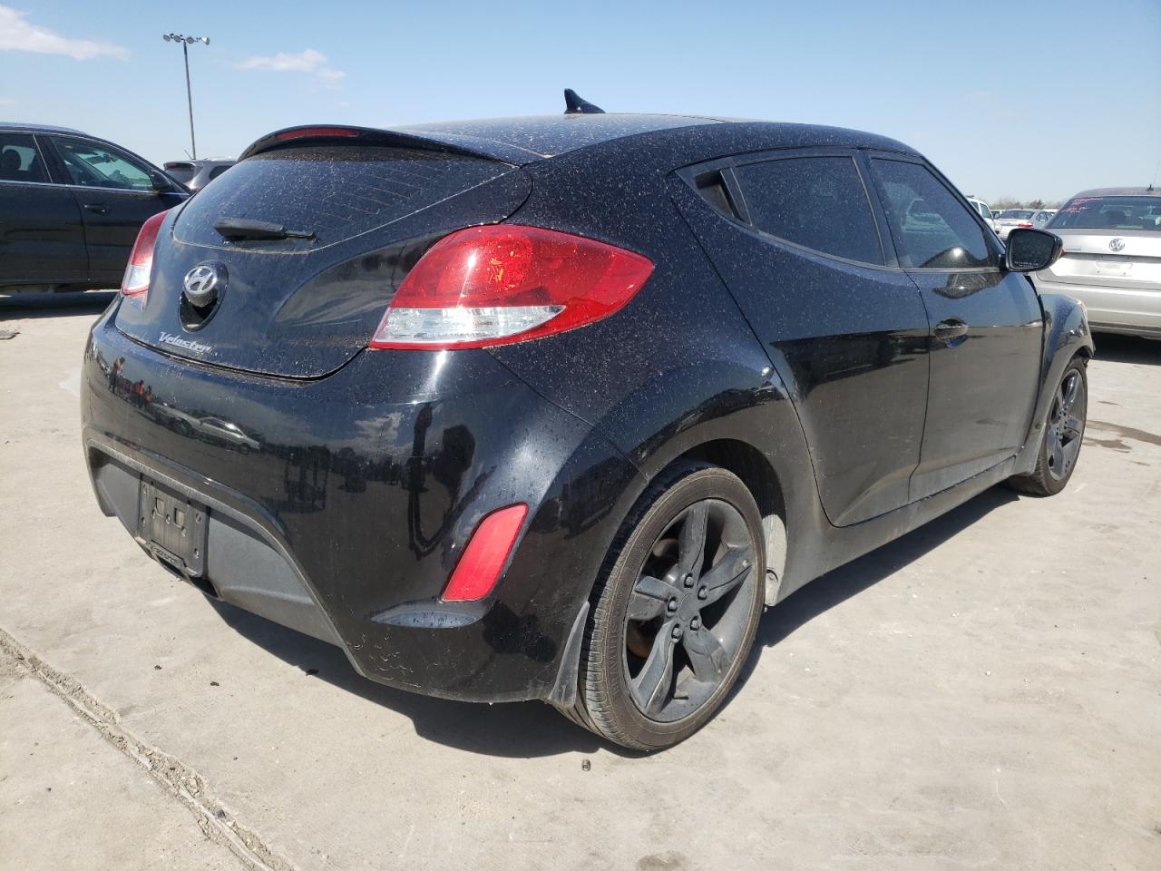 Photo 4 from auction – 2012 HYUNDAI VELOSTER with VIN KMHTC6AD5CU049258