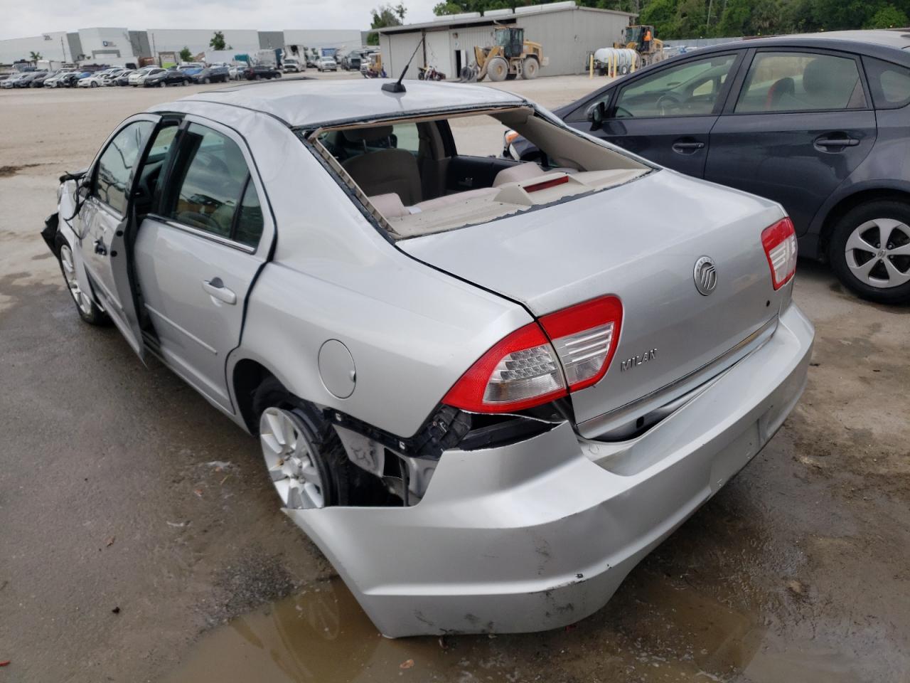 Photo 3 from auction – 2009 MERCURY MILAN with VIN 3MEHM07Z89R600983