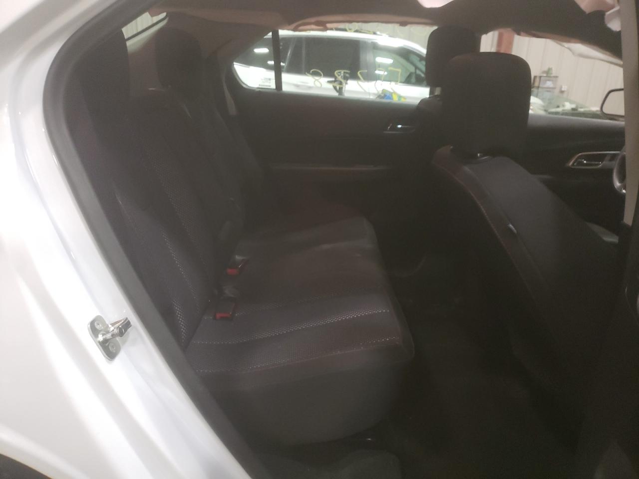 Photo 6 from auction – 2017 CHEVROLET EQUINOX LS with VIN 2GNALBEK6H1557326