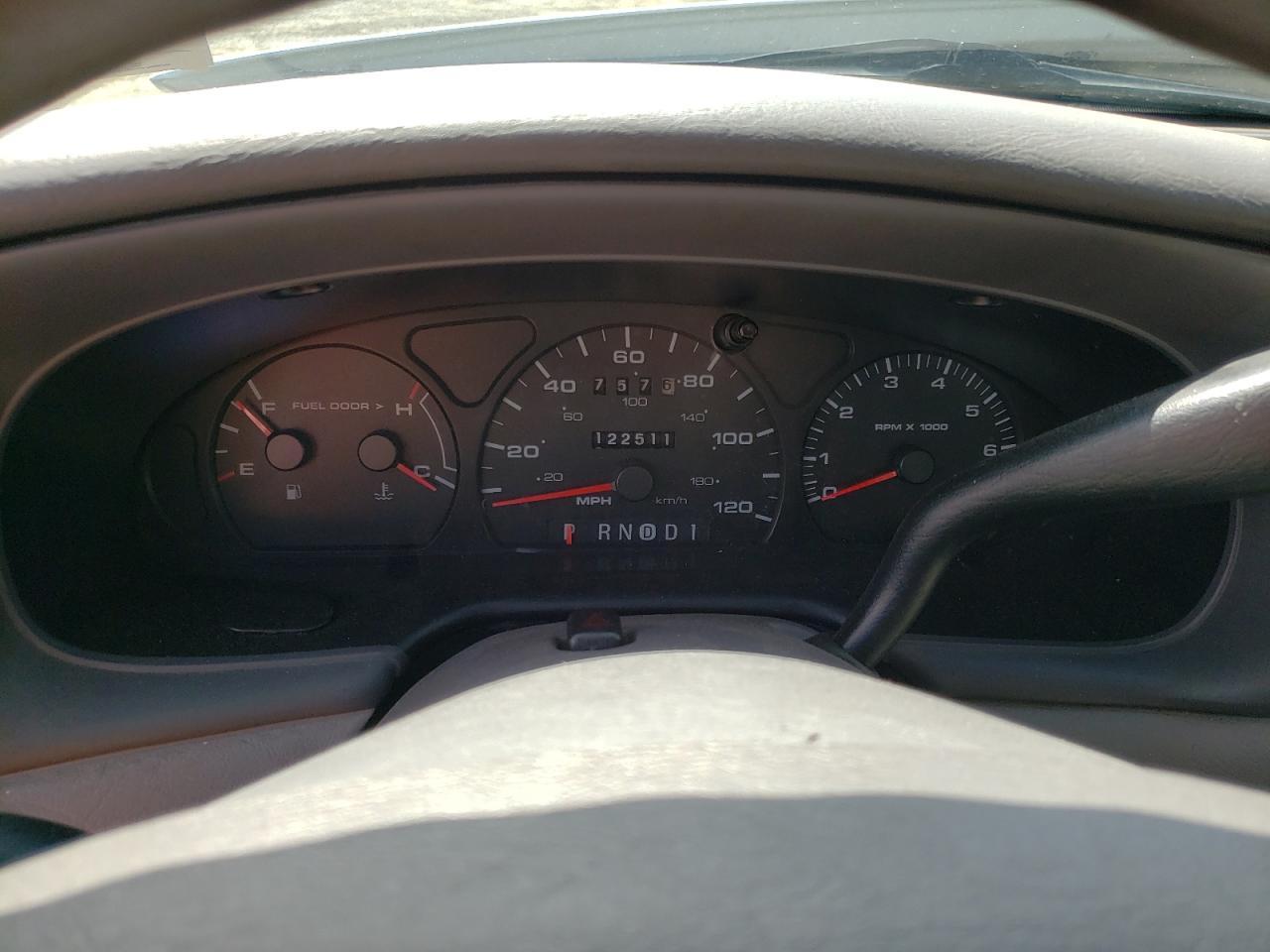 Zdjęcie 8 z aukcji – 2003 FORD TAURUS SES z VIN 1FAFP55233G143815