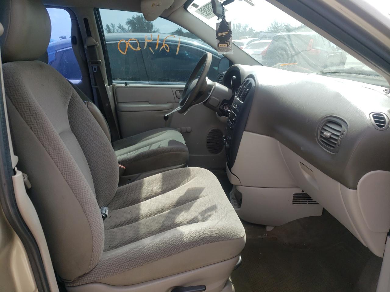 Photo 5 from auction – 2006 DODGE CARAVAN SE with VIN 1D4GP25B56B650572