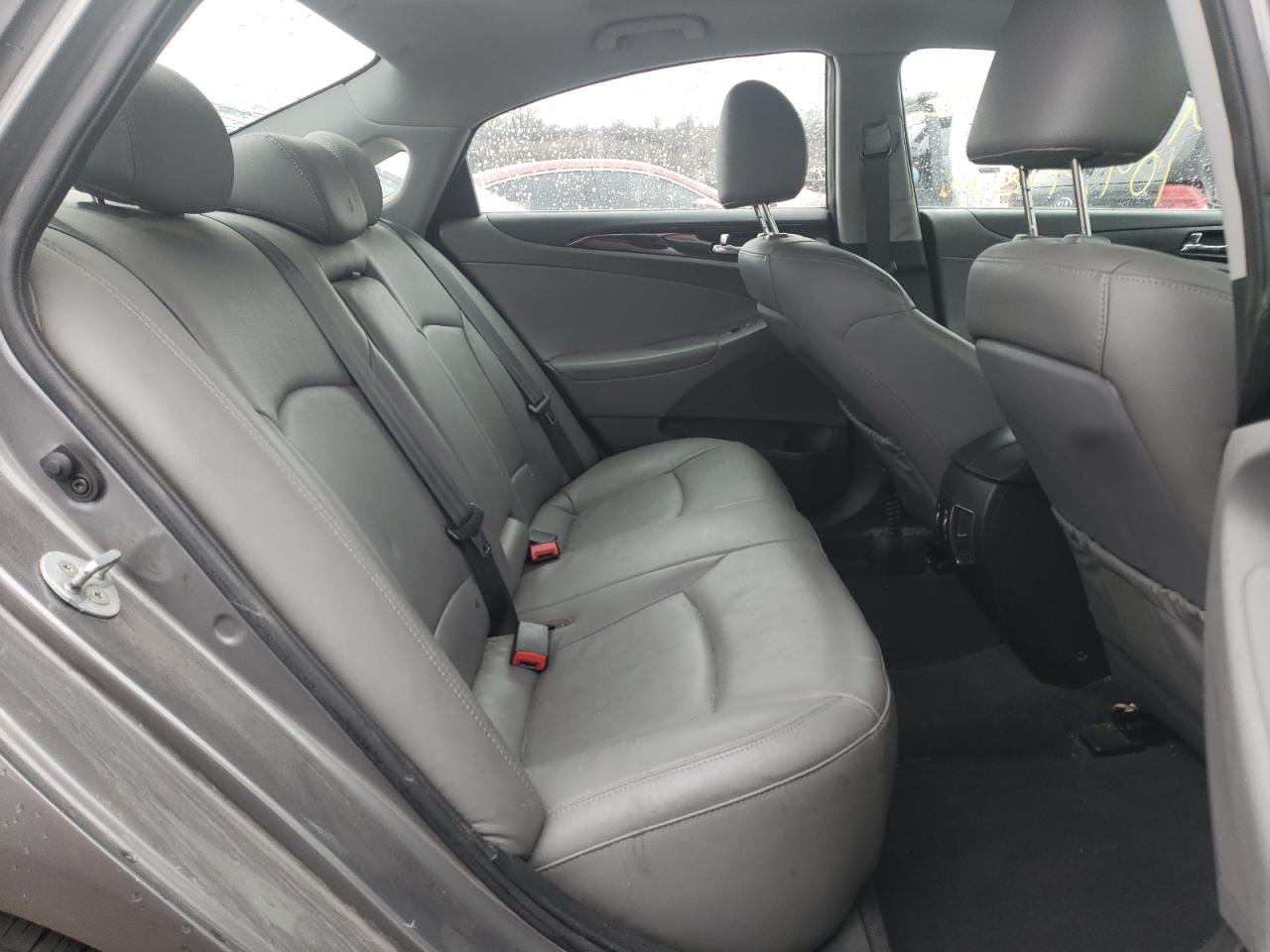 Photo 6 from auction – 2013 HYUNDAI SONATA SE with VIN 5NPEC4AC9DH780876