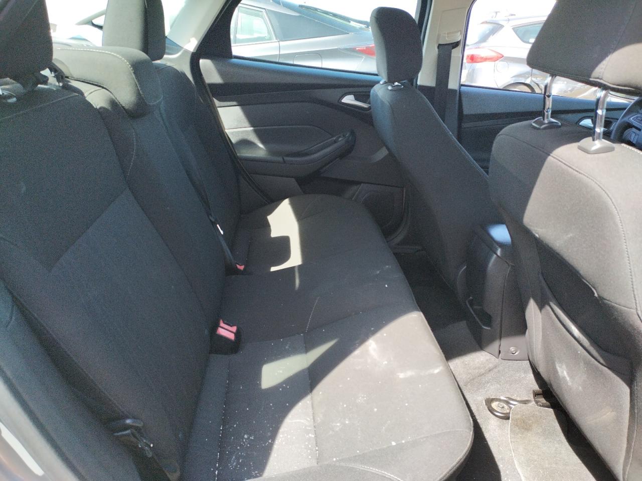 Photo 6 from auction – 2015 FORD FOCUS SE with VIN 1FADP3F26FL232381