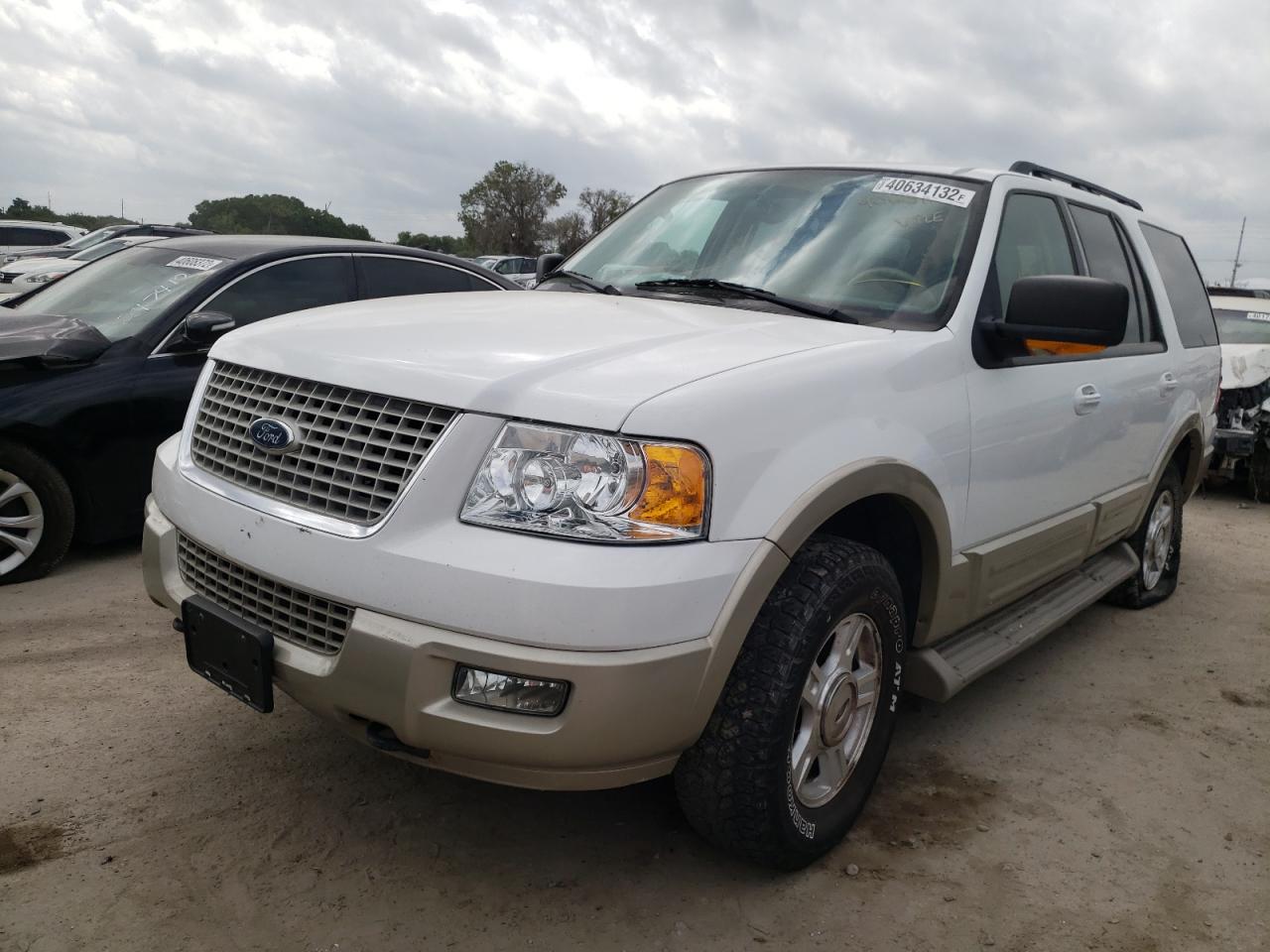Photo 2 from auction – 2005 FORD EXPEDITION with VIN 1FMPU18545LA23632